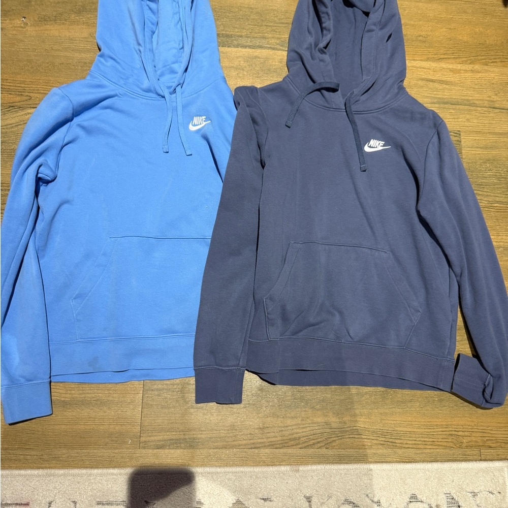 Nike Women’s Blue and Navy Hoodies